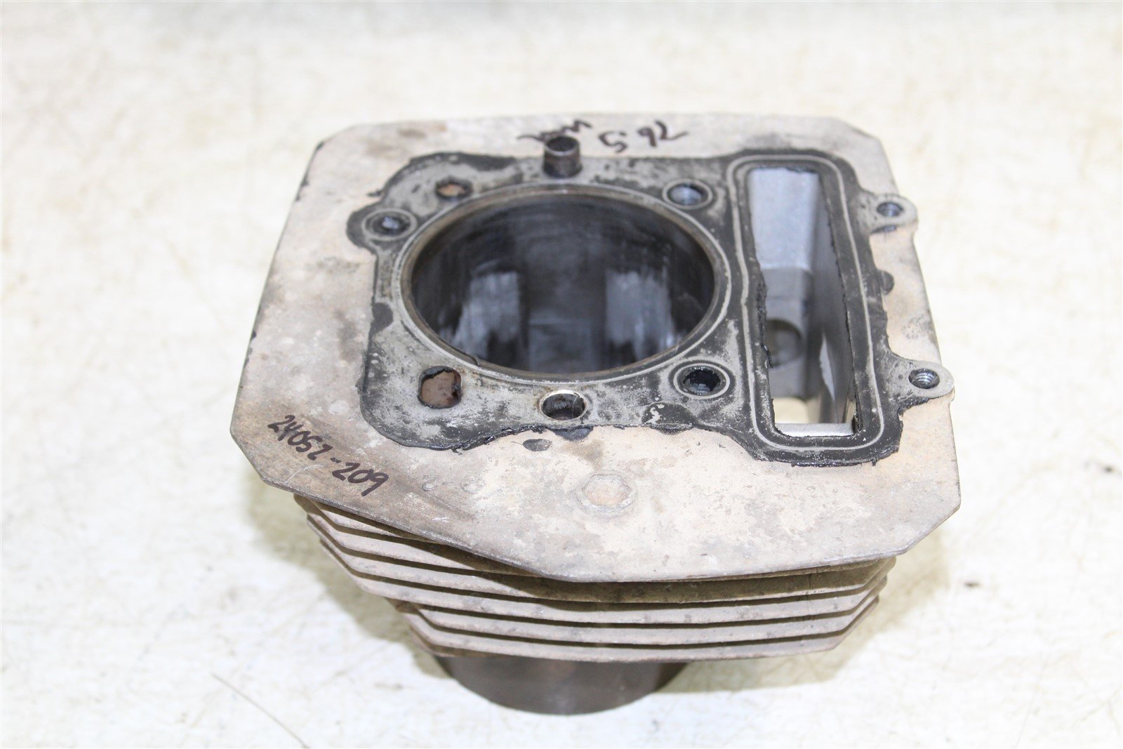 1998 Kawasaki Bayou 300 4x4 Engine Cylinder Jug Needs Bore 76.5mm