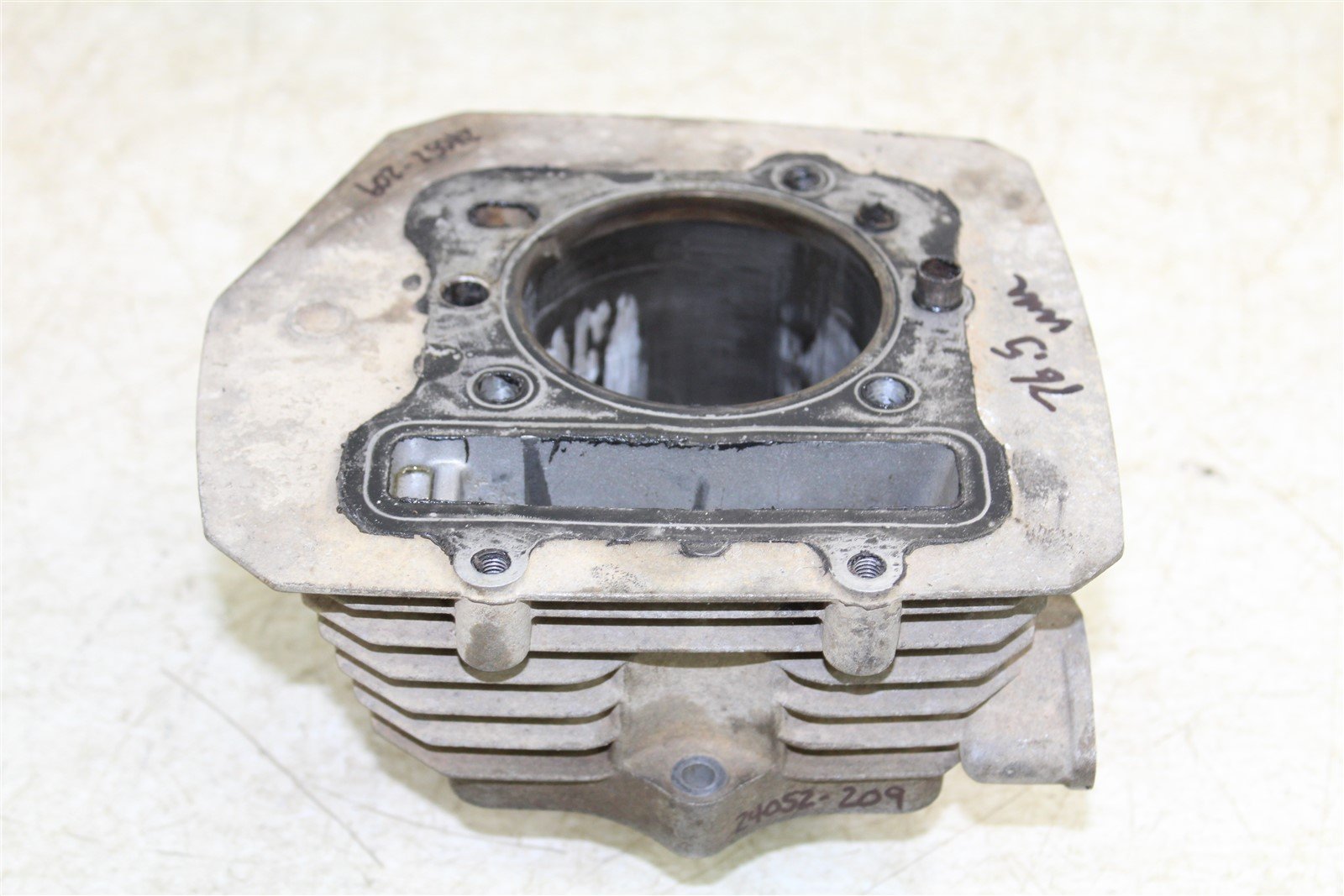 1998 Kawasaki Bayou 300 4x4 Engine Cylinder Jug Needs Bore 76.5mm