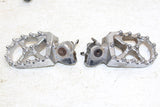 2002 Yamaha YZ 125 Flo Foot Pegs Set Hardware Springs Rests