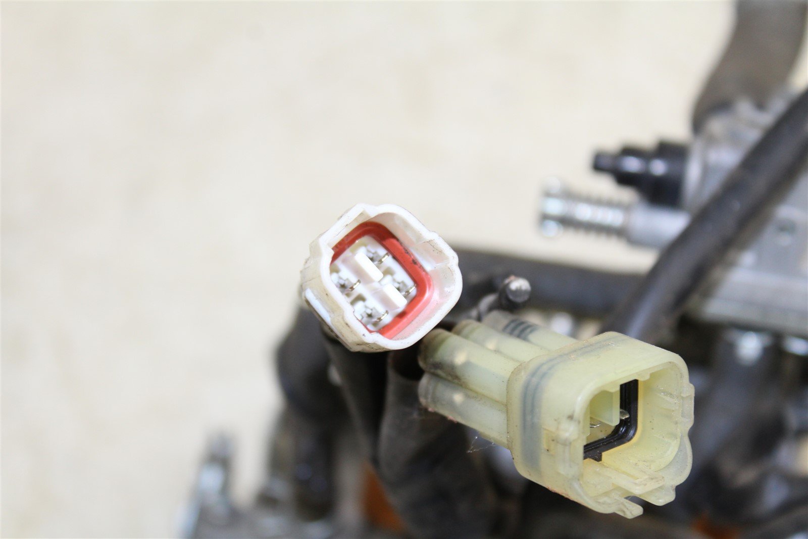 2007 Yamaha FZ6 Throttle Body Fuel Intake