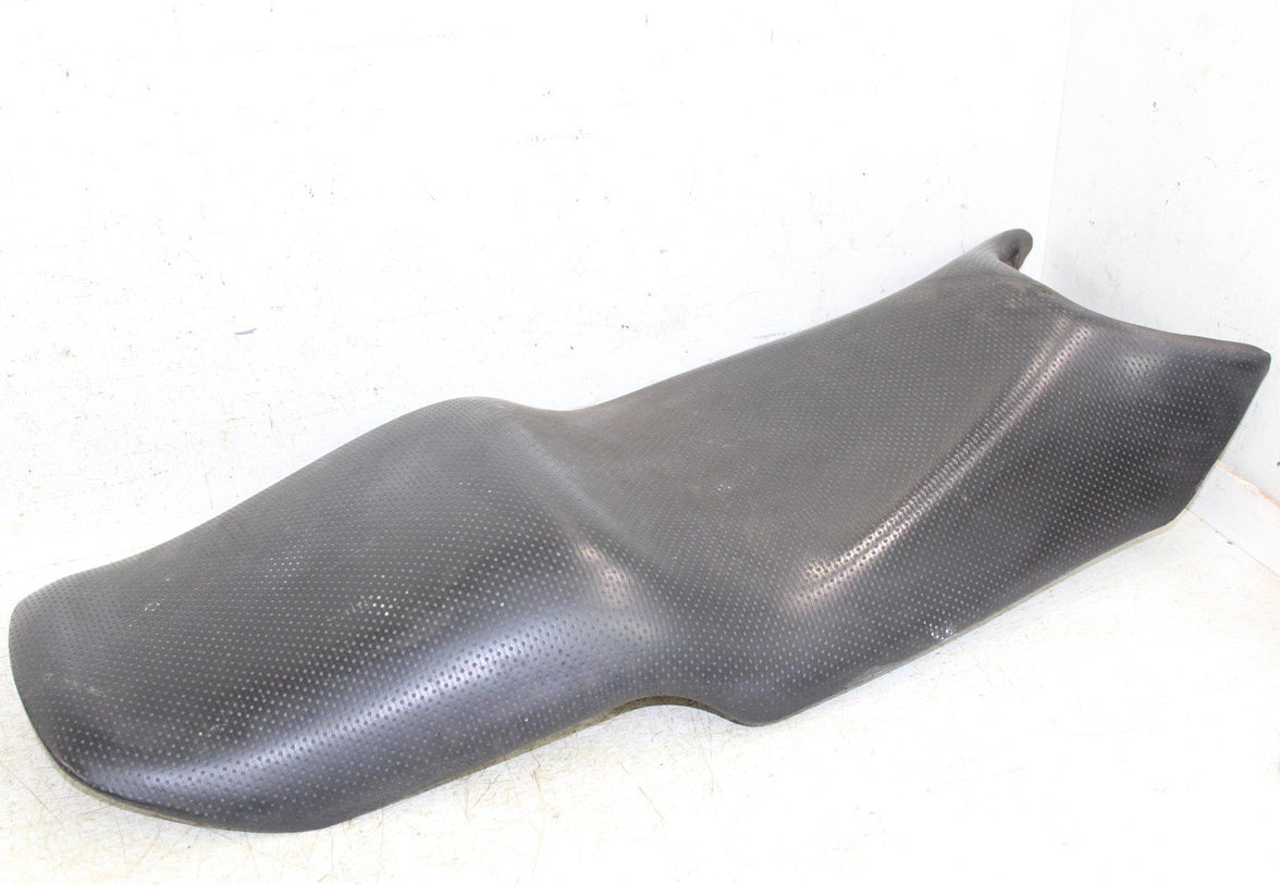 2007 Yamaha FZ6 Seat