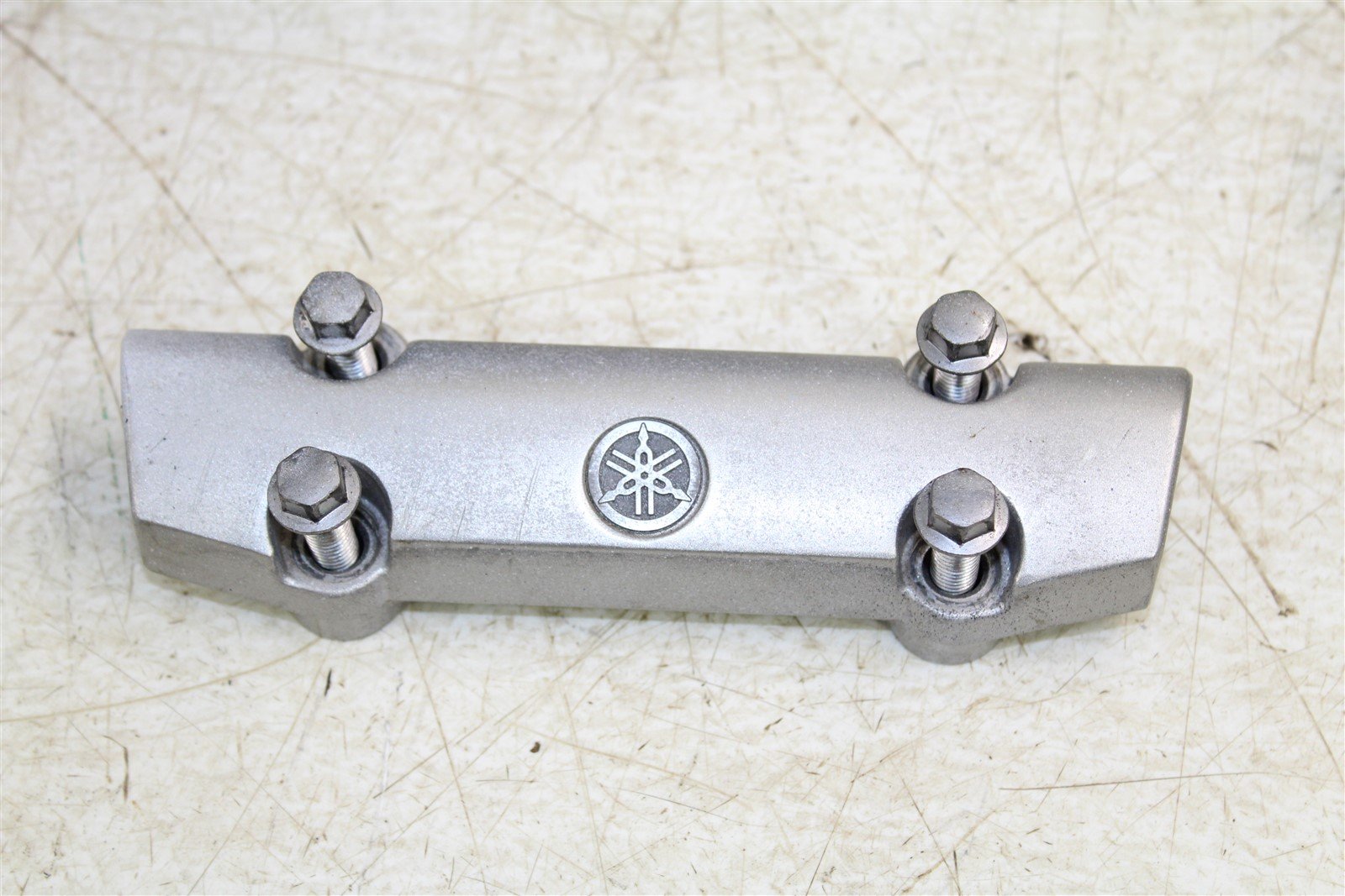 2007 Yamaha FZ6 Upper Handlebar Clamp