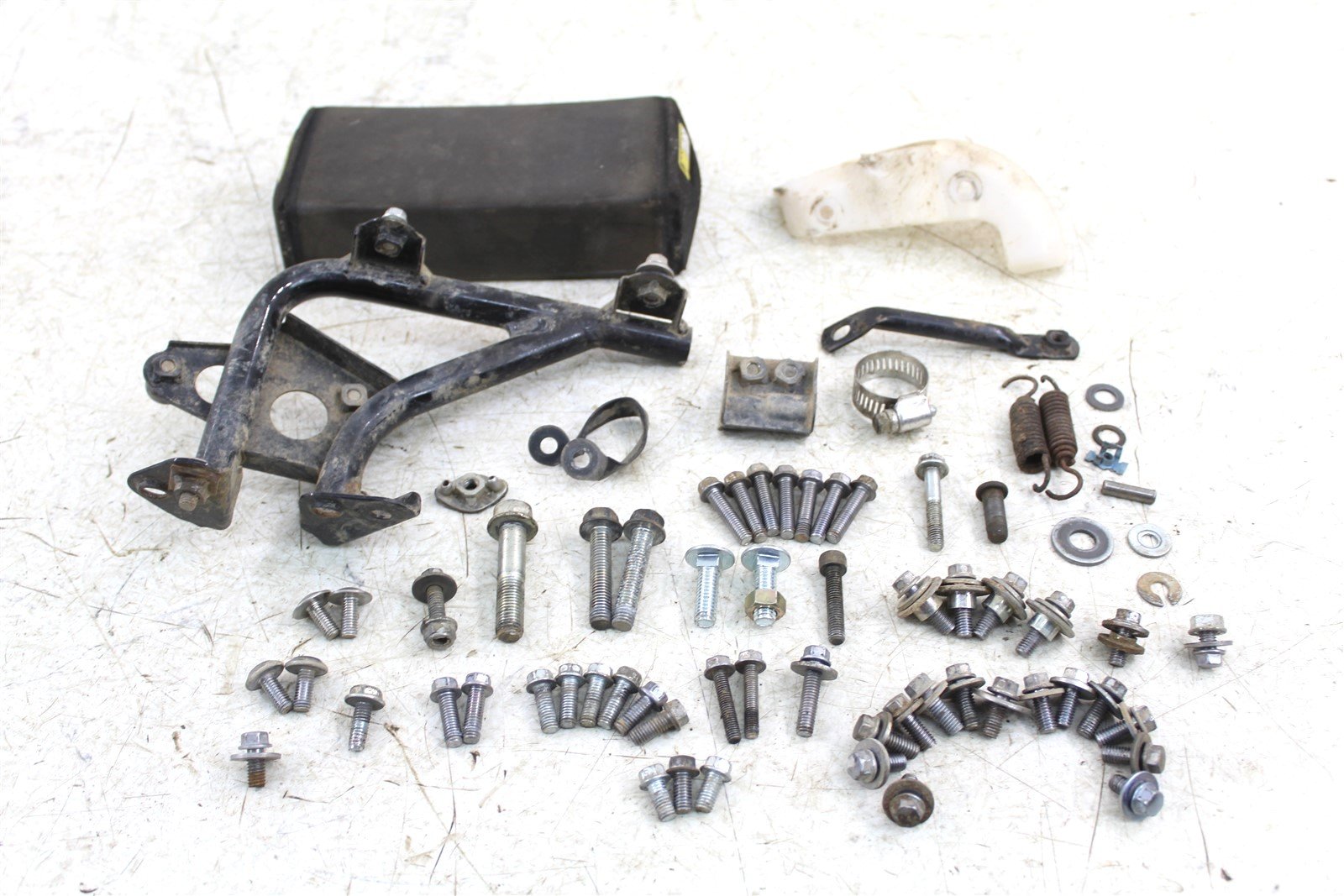 2008 Kawasaki KX 100 Chassis Bolt Kit Hardware Bracket Mount Guard Clamp