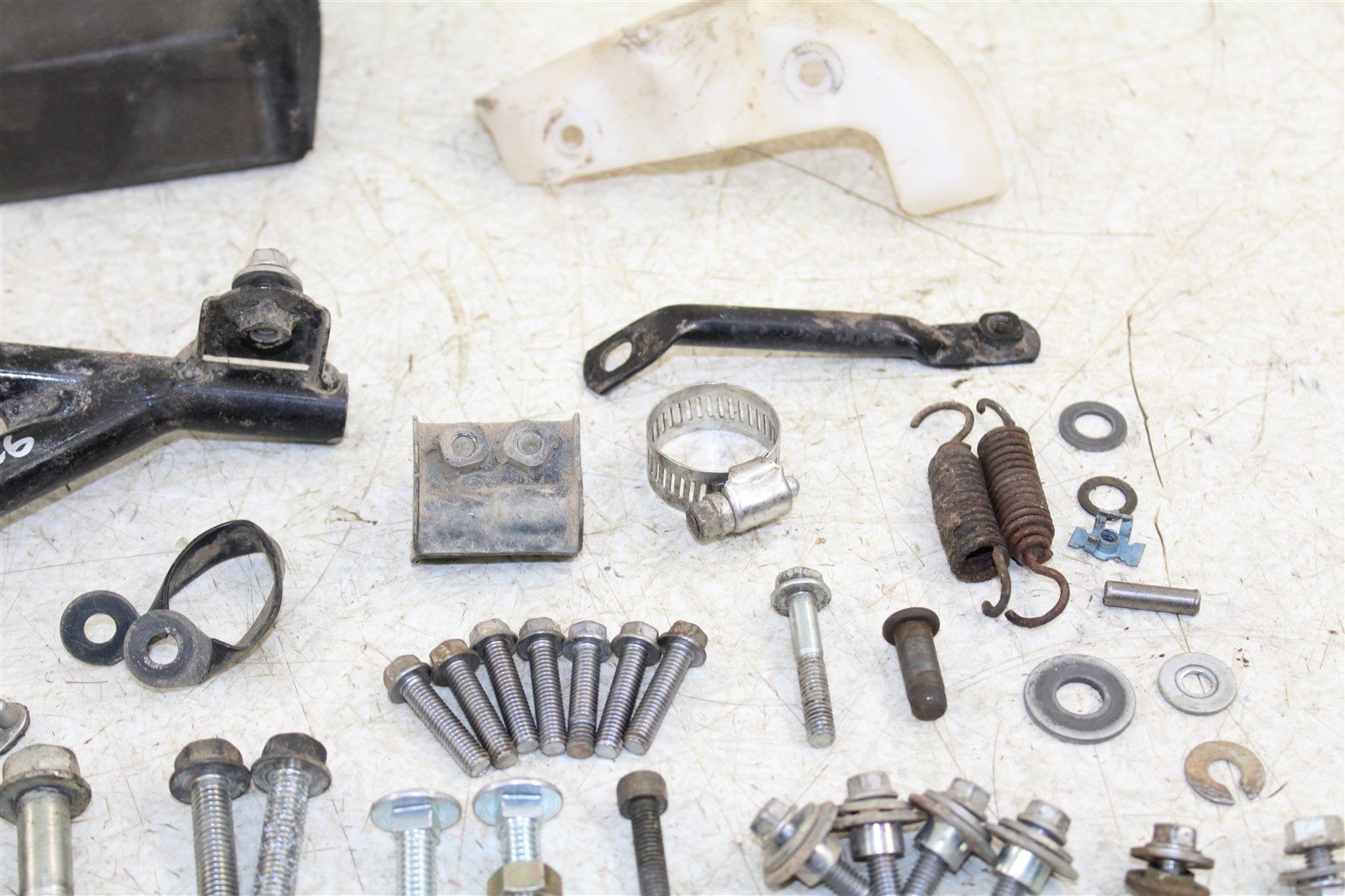 2008 Kawasaki KX 100 Chassis Bolt Kit Hardware Bracket Mount Guard Clamp