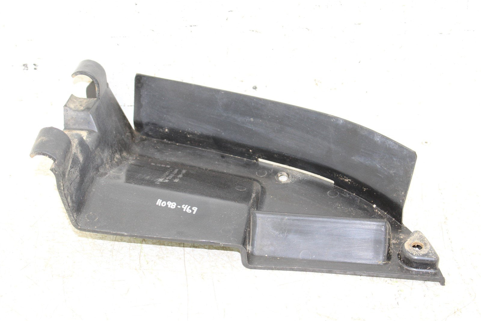 1986 Honda Fourtrax 200 SX Plastic Inner Fenders Side Panels Left Right
