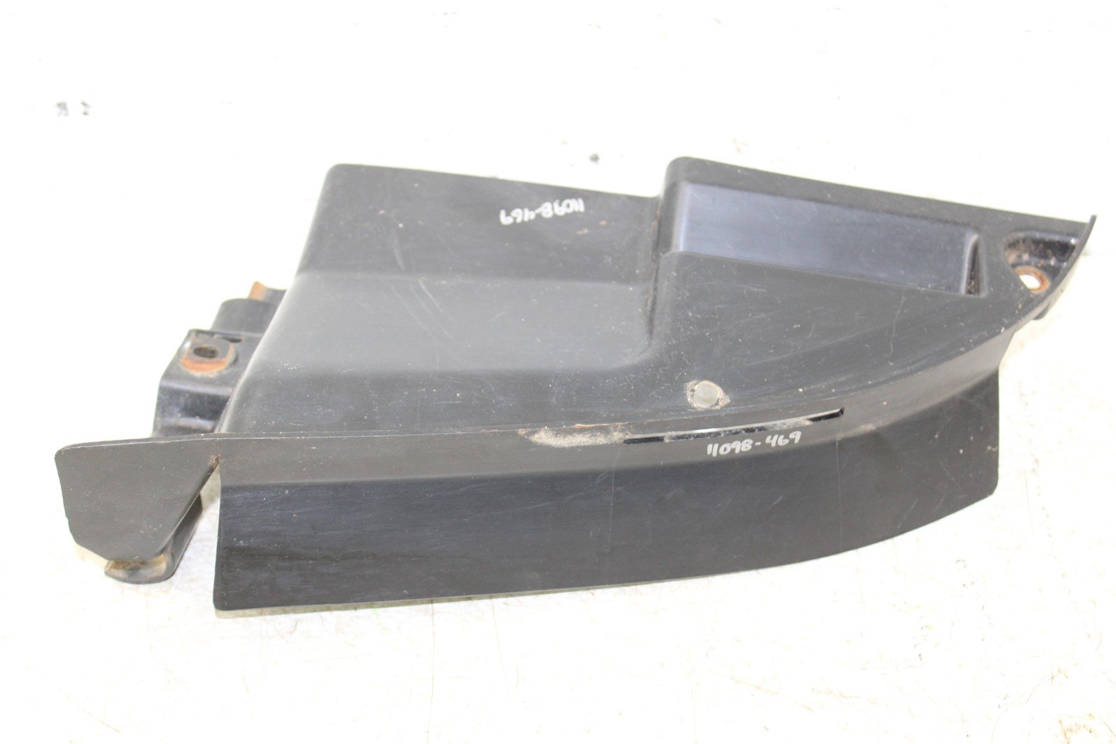 1986 Honda Fourtrax 200 SX Plastic Inner Fenders Side Panels Left Right