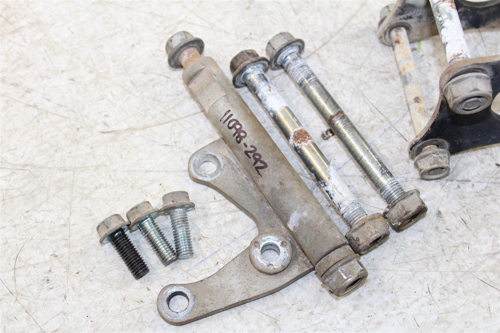 1986 Honda Fourtrax 200 SX Engine Mounts Motor Brackets
