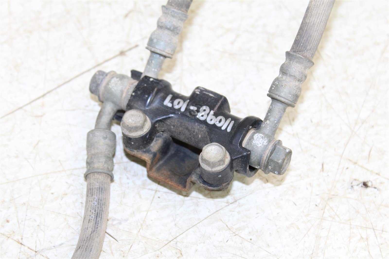 1986 Honda Fourtrax 200 SX Front Brake Hose Line