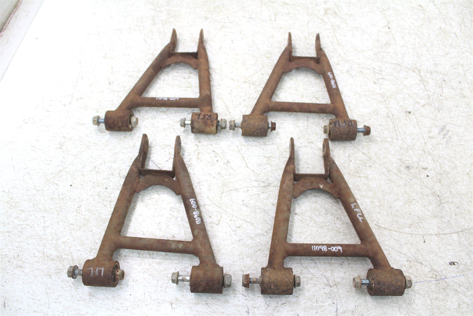 1986 Honda Fourtrax 200 SX Front Control A Arms Upper Lower