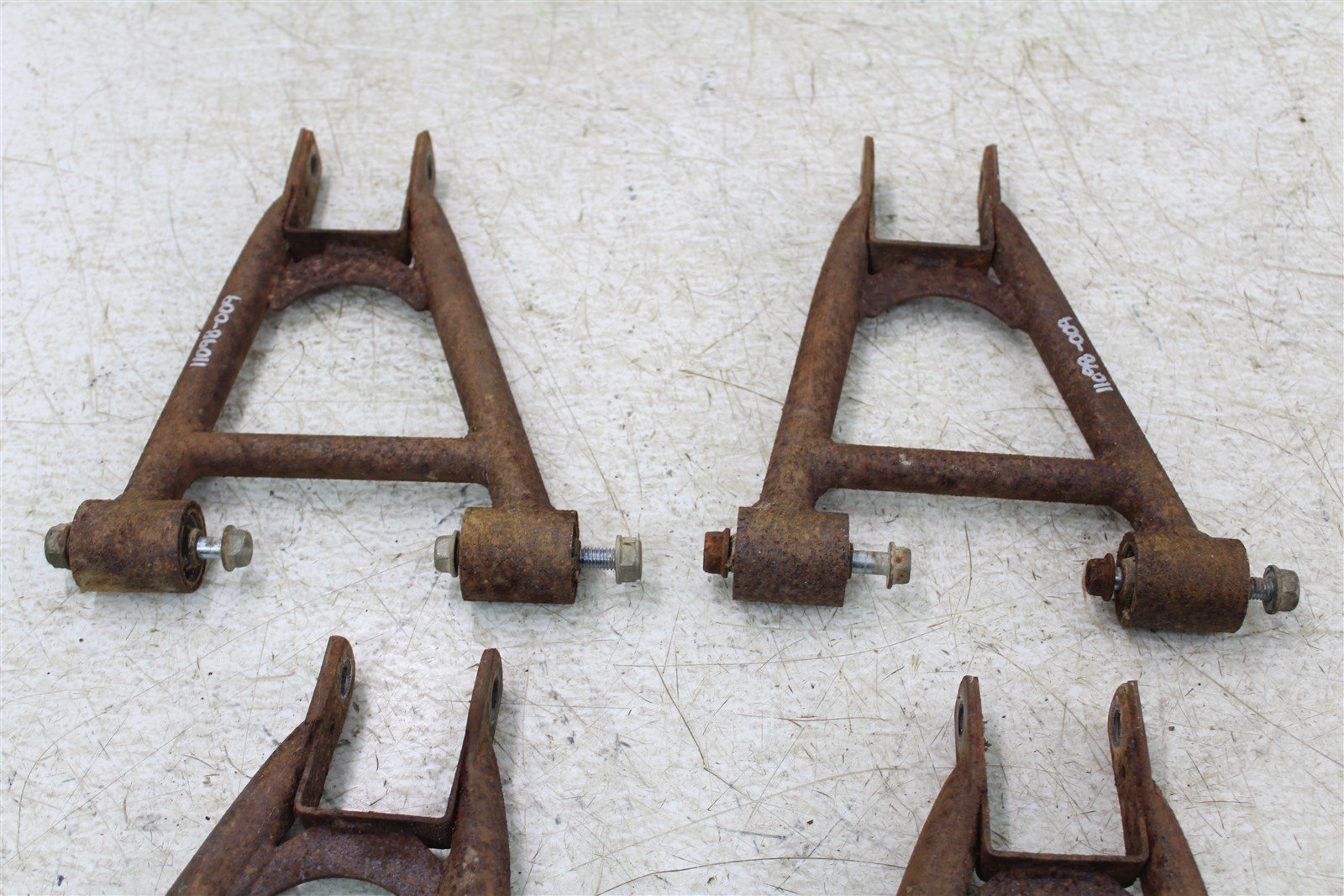 1986 Honda Fourtrax 200 SX Front Control A Arms Upper Lower