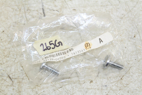 NOS Genuine Suzuki Side Cover Screws 6x20 Bolt NEW OEM 09139-06050 QTY:2