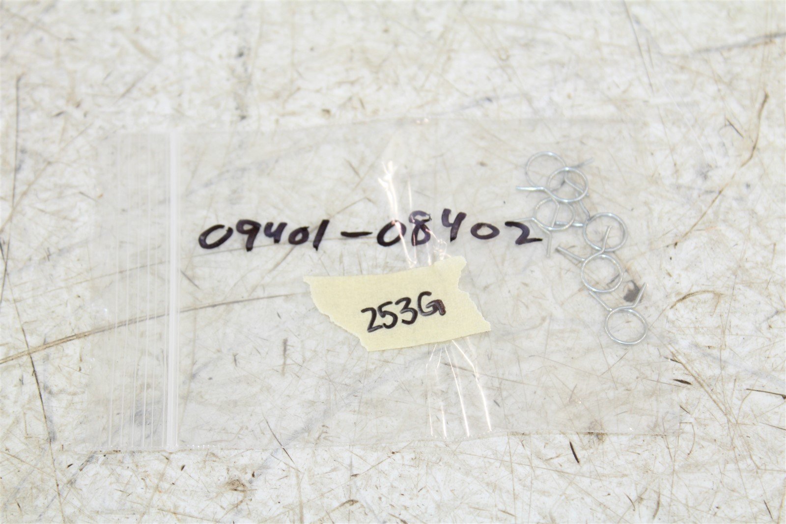 NOS Genuine Suzuki Fuel Hose Clip NEW OEM 09401-08402 QTY:6