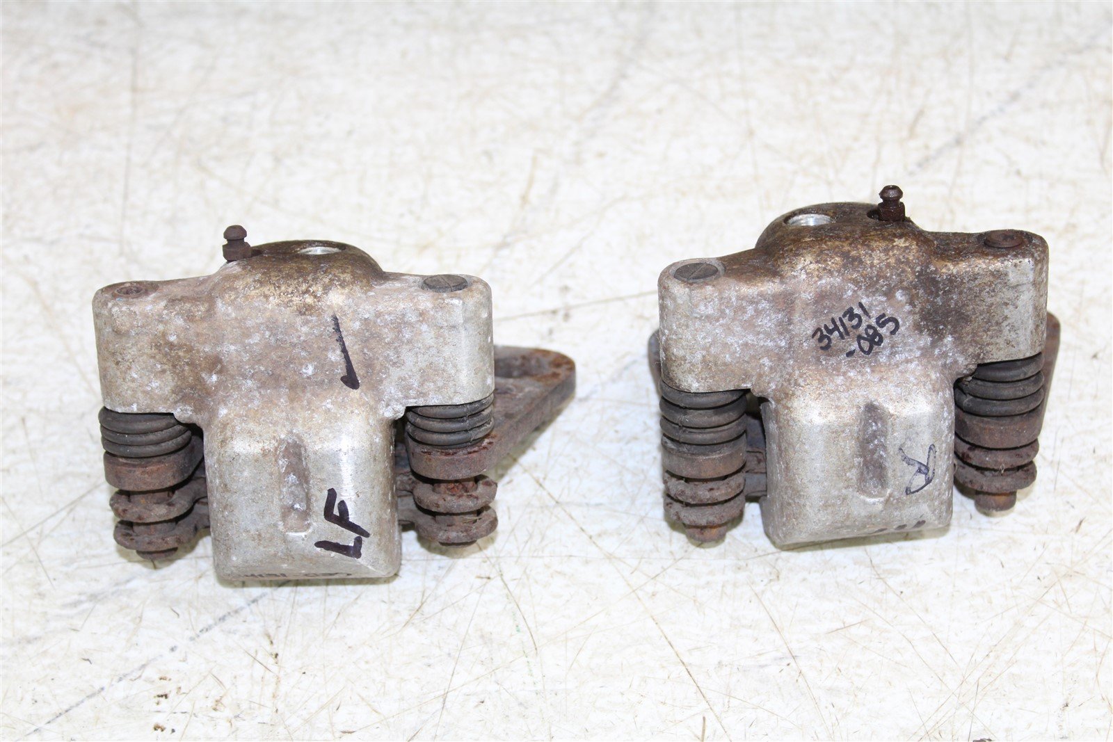 2004 Polaris Sportsman 500 4x4 Front Brake Calipers Set Left Right