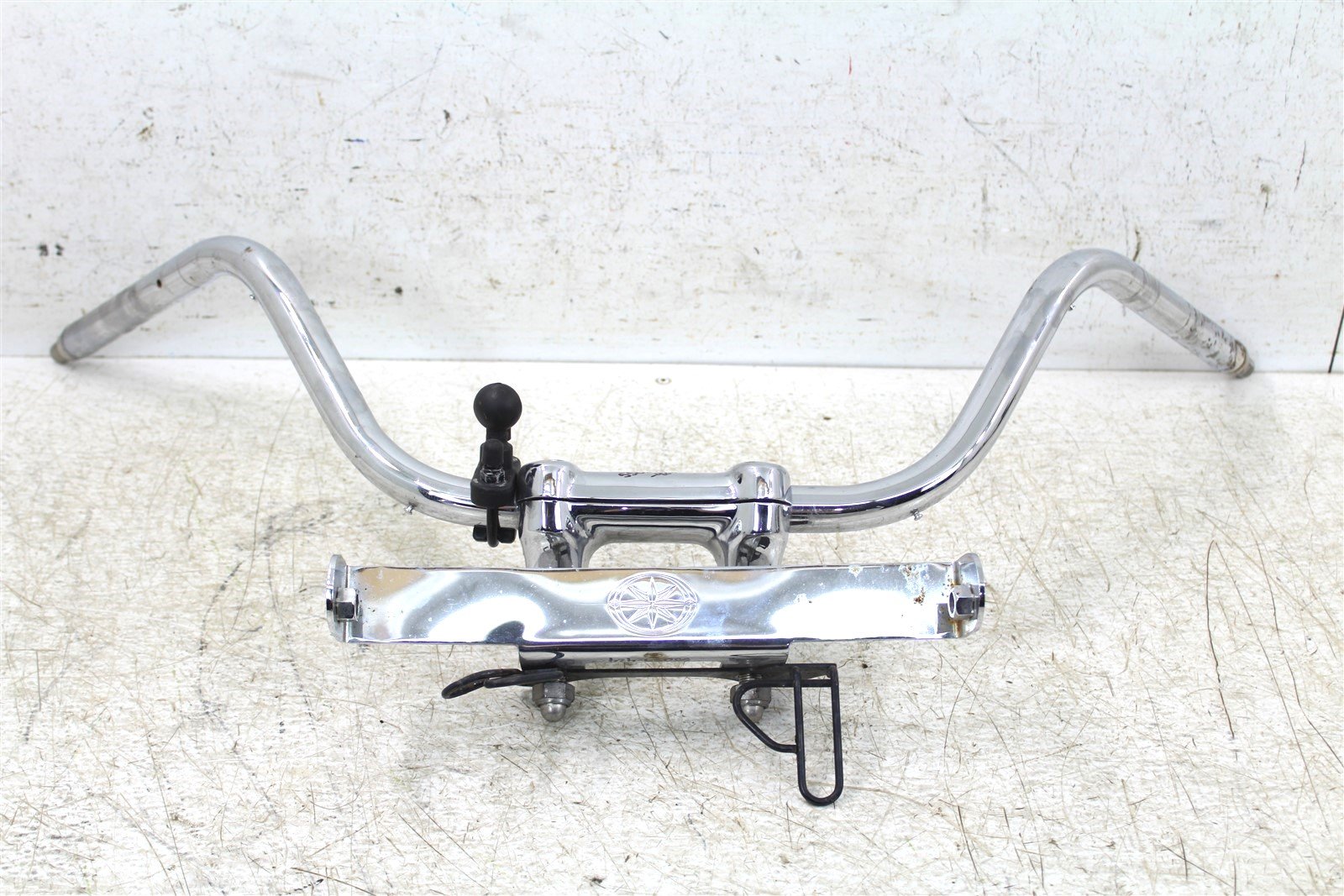 2007 Yamaha V Star 1100 Handlebar Bars Upper Triple Clamp Bar Mounts
