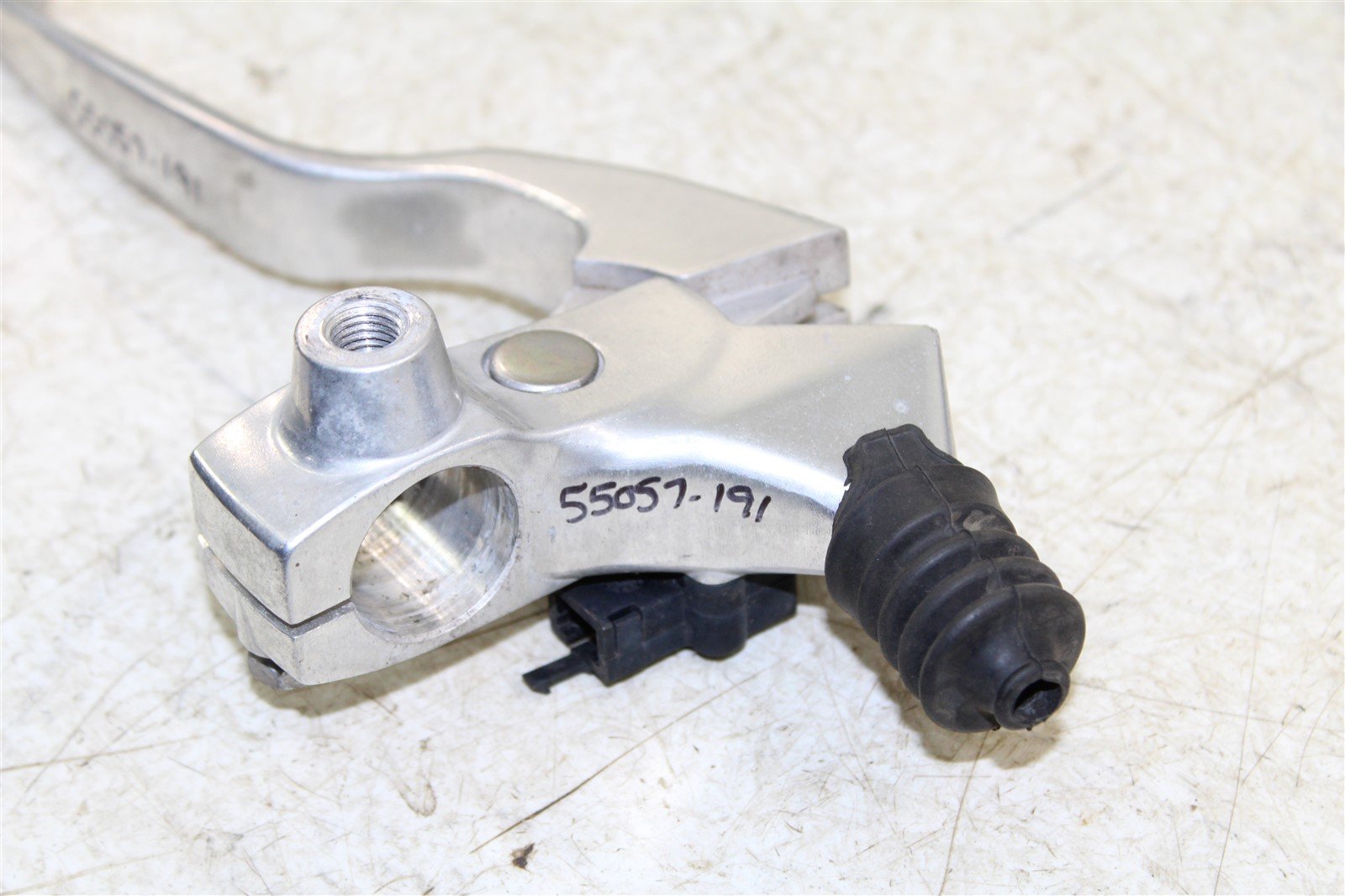 2007 Yamaha V Star 1100 Classic Clutch Lever w/ Perch Mount