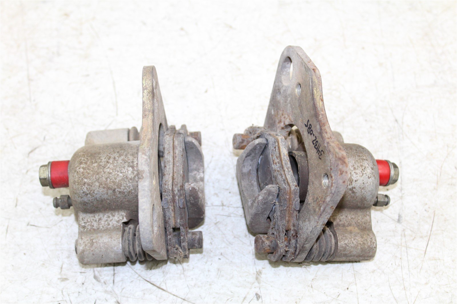 2010 Polaris Trail Boss 330 Front Brake Calipers Set Left Right