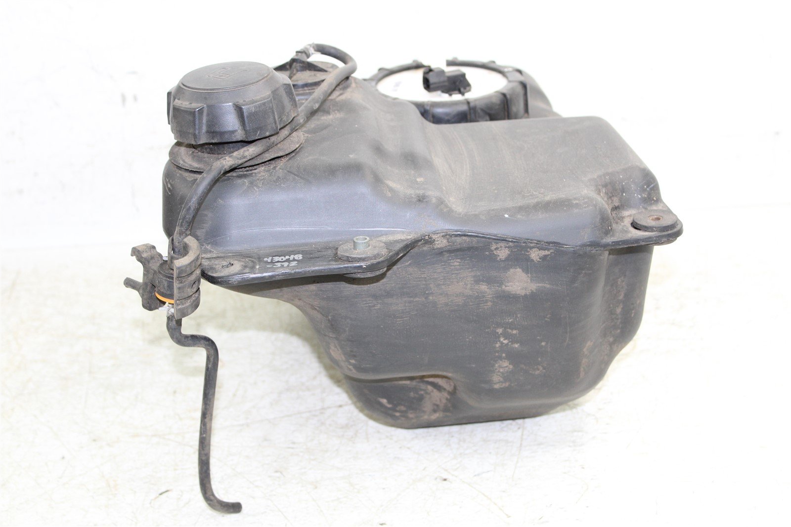 2005 Suzuki King Quad 700 4x4 Gas Fuel Tank w/ Fuel Pump Sending Unit