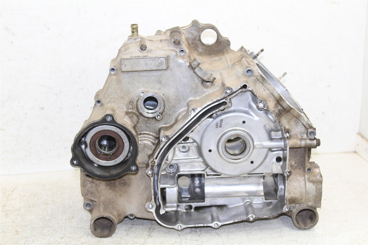 2005 Suzuki King Quad 700 4x4 Engine Cases Crankcase Left Right