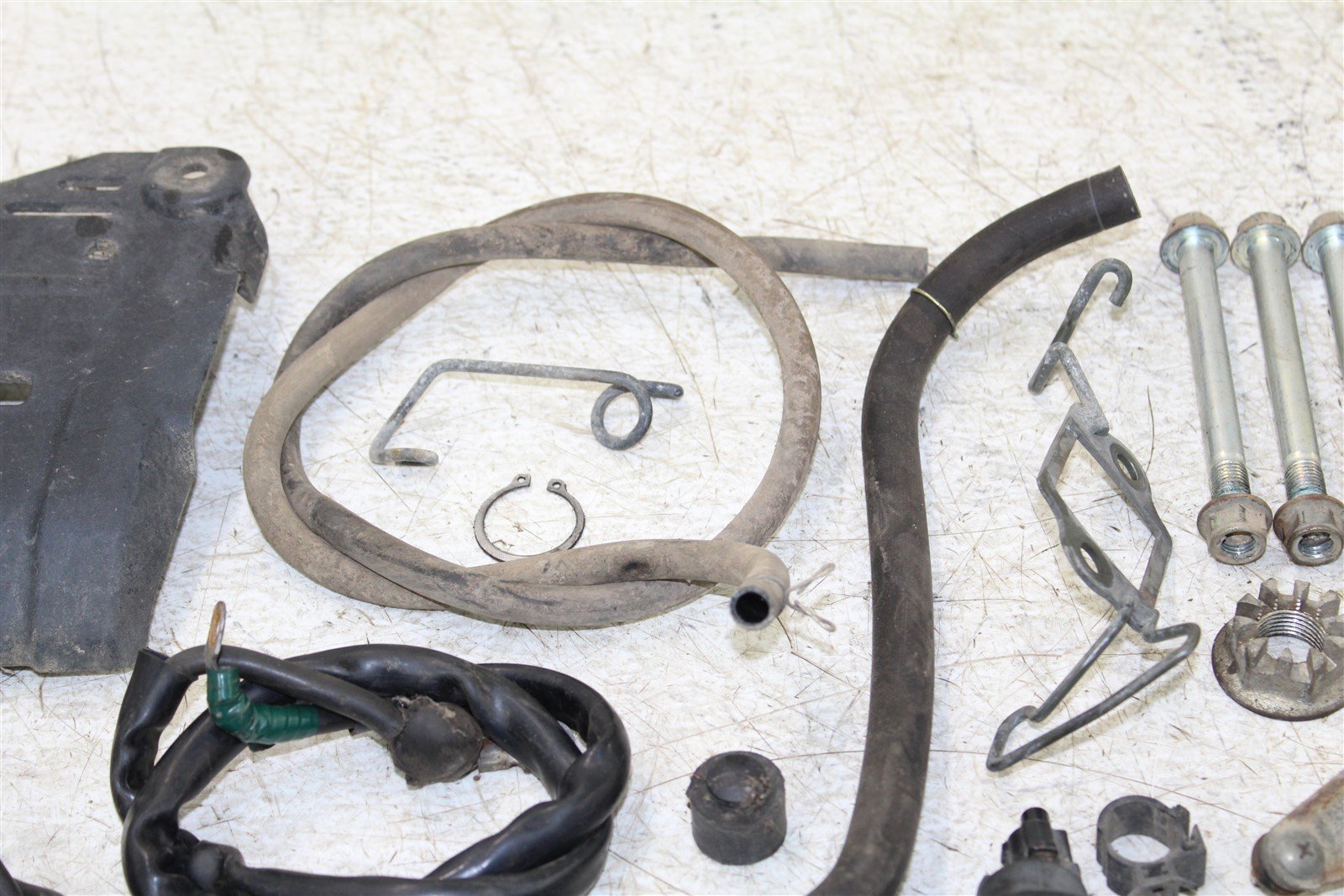 2005 Suzuki King Quad 700 4x4 Chassis Bolt Kit Hardware Wire Hose Clamp Bracket