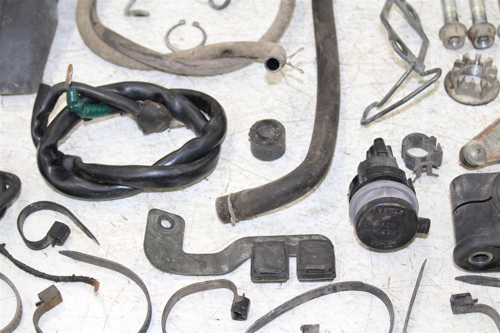 2005 Suzuki King Quad 700 4x4 Chassis Bolt Kit Hardware Wire Hose Clamp Bracket