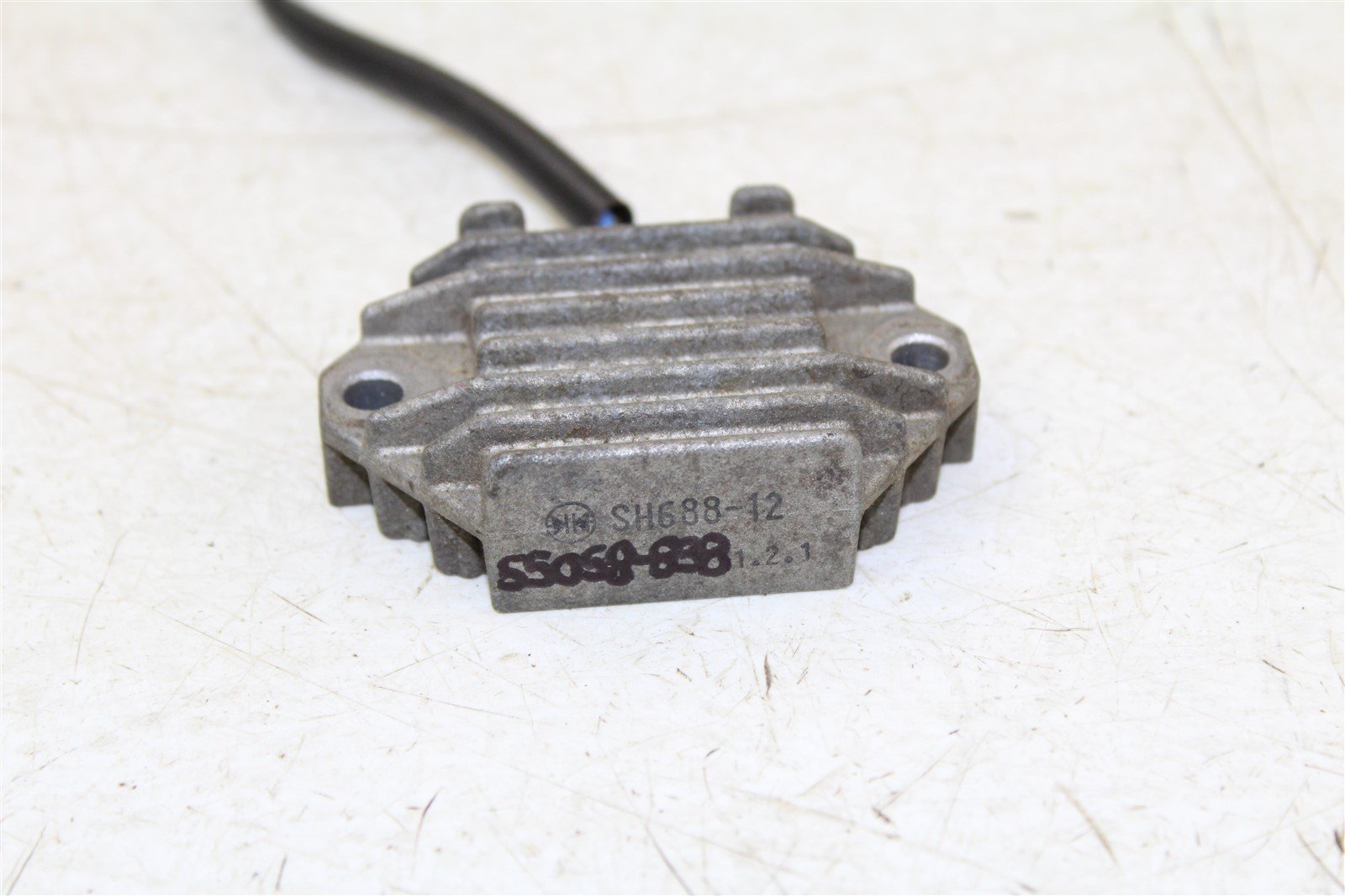 2001 Yamaha WR 250F Voltage Regulator Rectifier