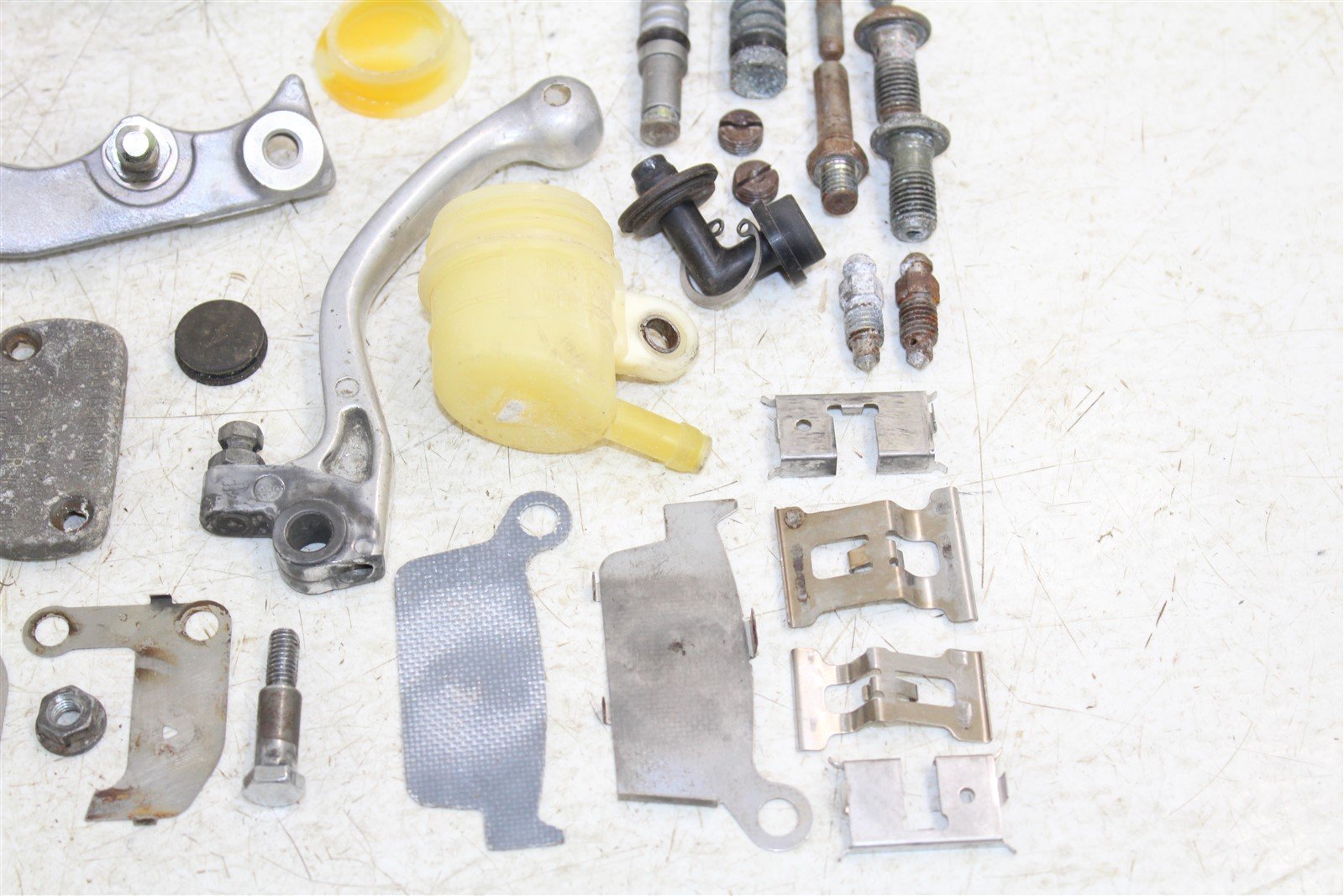 2001 Yamaha WR 250F Brake Parts Kit Front Rear Caliper Master Cylinder Cap
