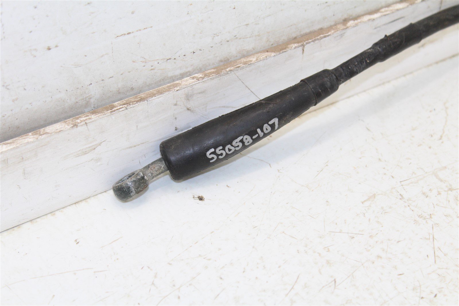 2001 Yamaha WR 250F Front Brake Hose Line