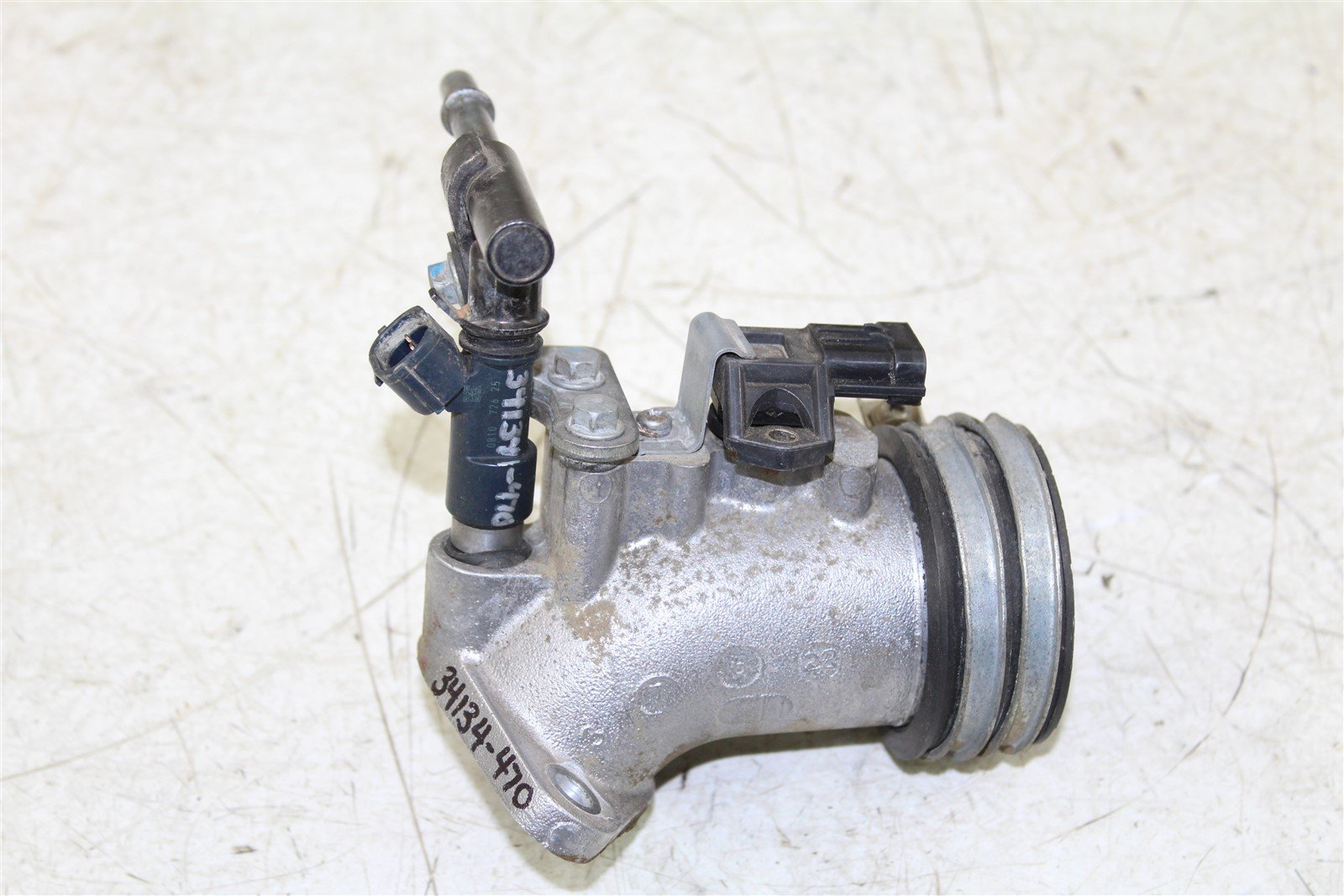 2008 Polaris Sportsman 500 EFI HO Intake Manifold Adapter Injector Fuel Rail