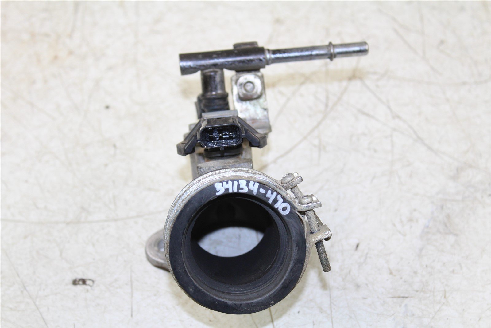 2008 Polaris Sportsman 500 EFI HO Intake Manifold Adapter Injector Fuel Rail