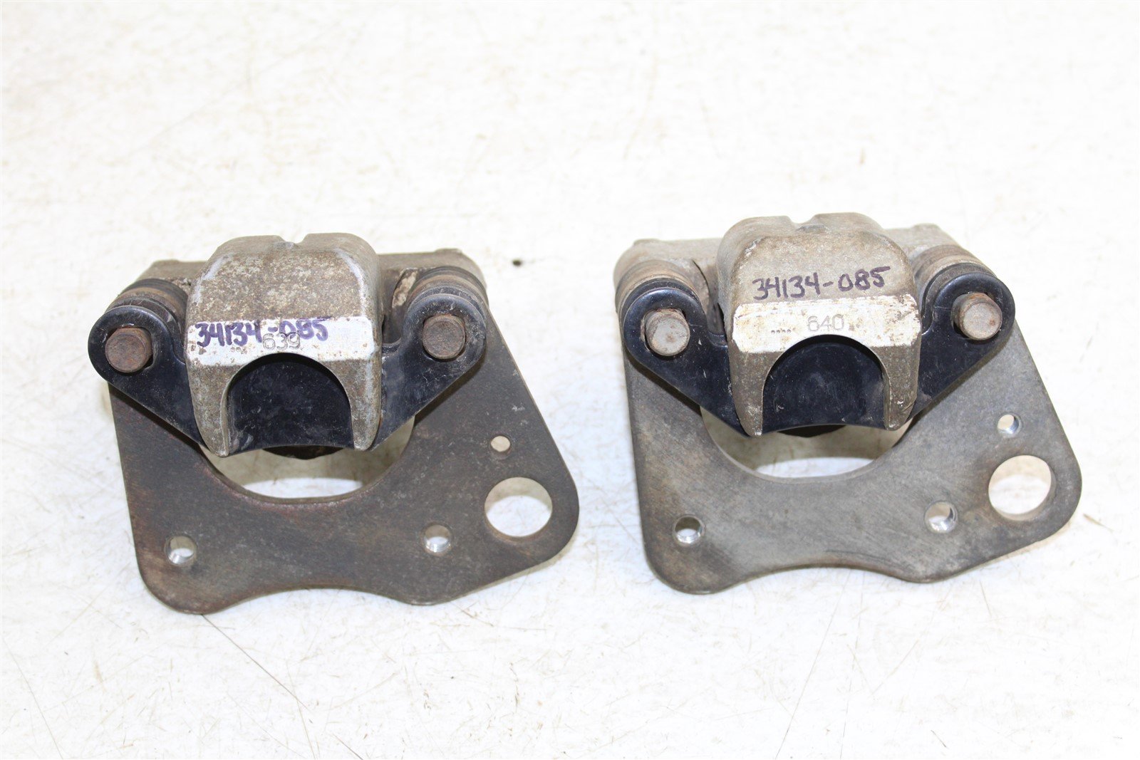 2008 Polaris Sportsman 500 EFI HO Front Brake Calipers Set Left Right