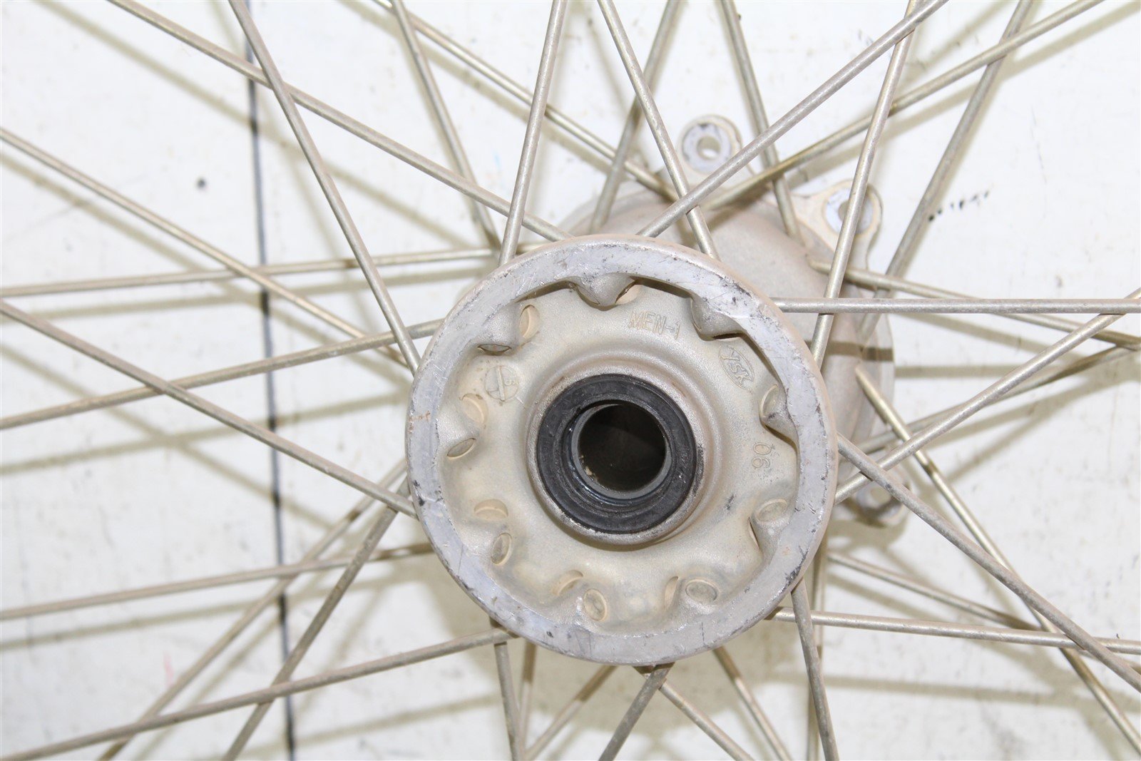 2007 Honda CRF 250 R Front Wheel Rim Hub