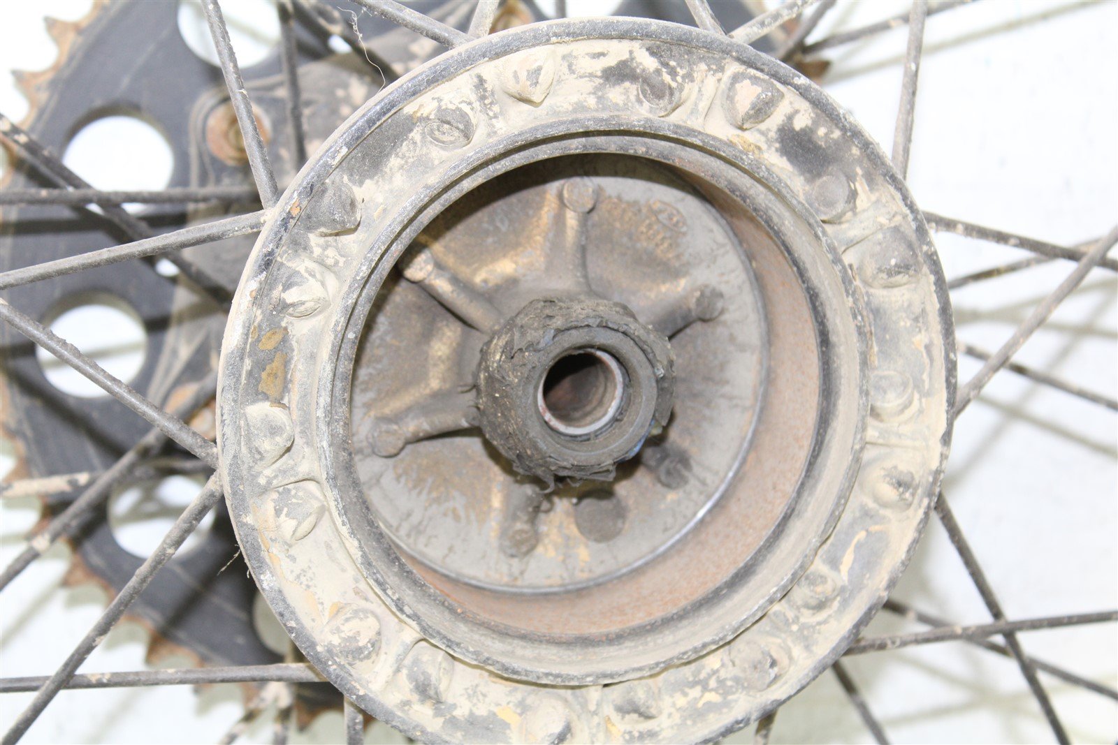 1984 Kawasaki KX 125 Rear Rim Wheel Hub