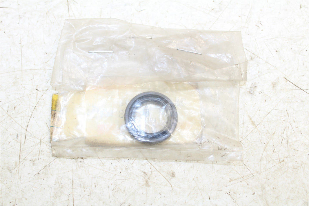 NOS Genuine Yamaha OIL SEAL (5X4) 93104-16074-00 OEM NEW