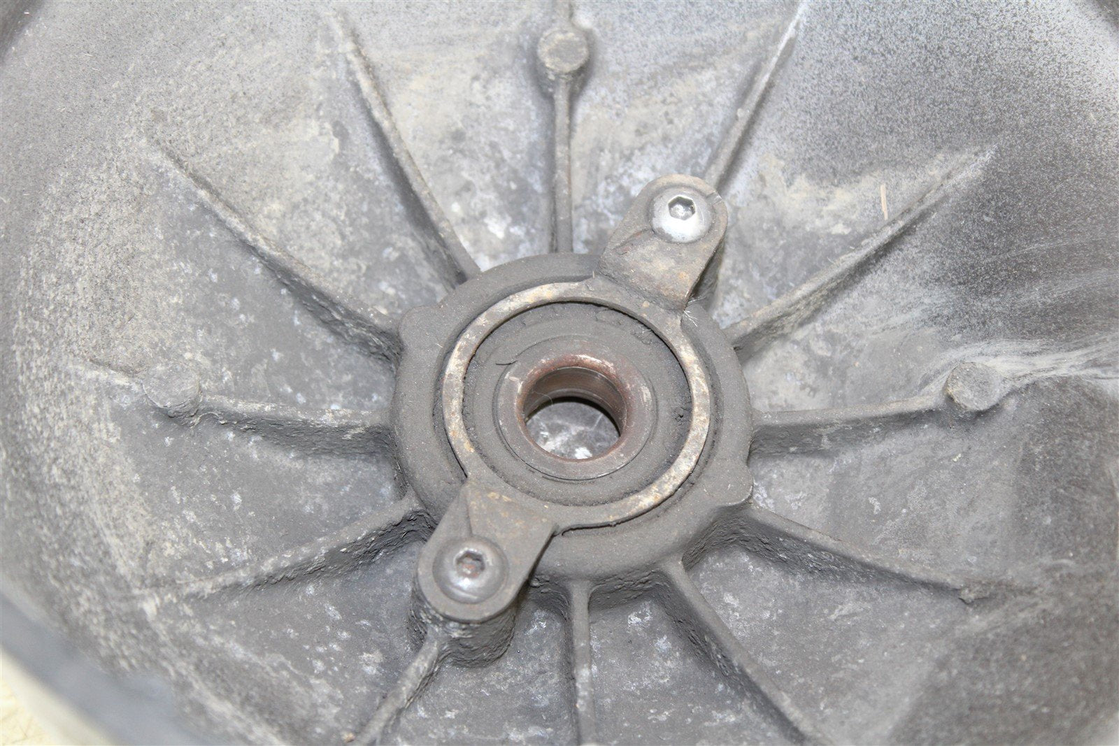 2003 Suzuki Vinson 500 4x4 Automatic Clutch Cover