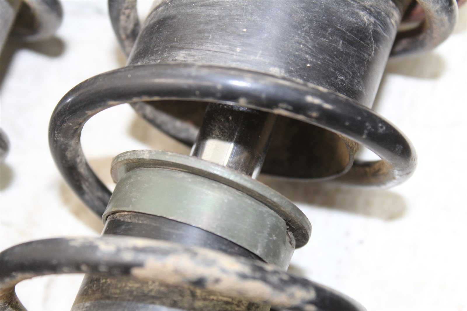 2002 Kawasaki Mule 2510 Diesel 4x4 Front Shocks Spring Absorber Left Right