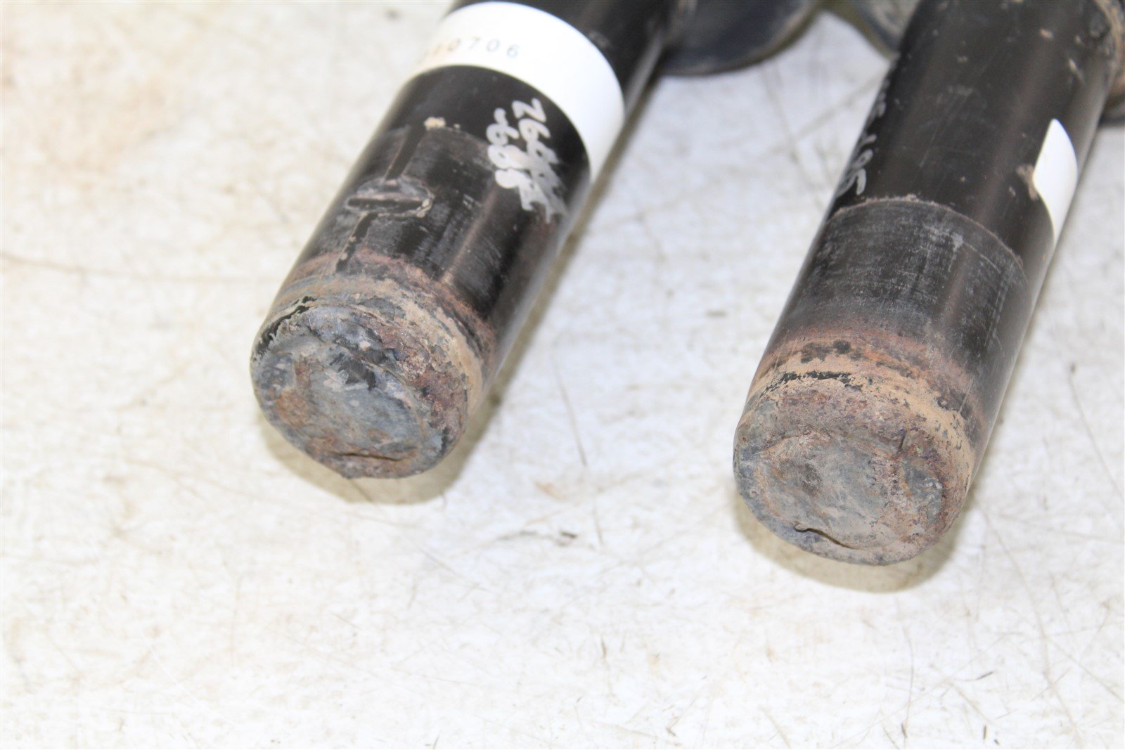 2002 Kawasaki Mule 2510 Diesel 4x4 Front Shocks Spring Absorber Left Right