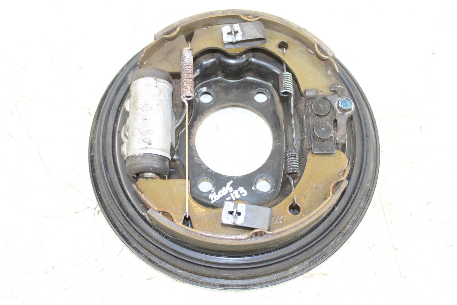 2002 Kawasaki Mule 2510 Diesel 4x4 Front Left Brake Backing Plate Panel Hub