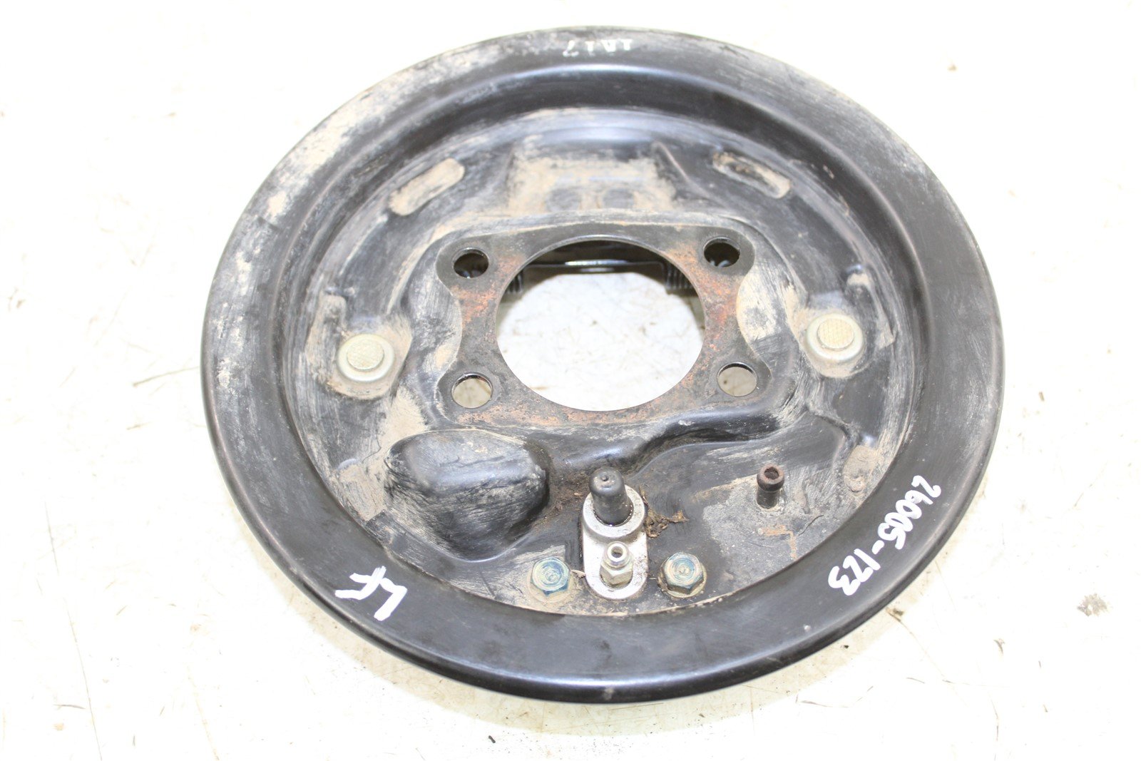 2002 Kawasaki Mule 2510 Diesel 4x4 Front Left Brake Backing Plate Panel Hub