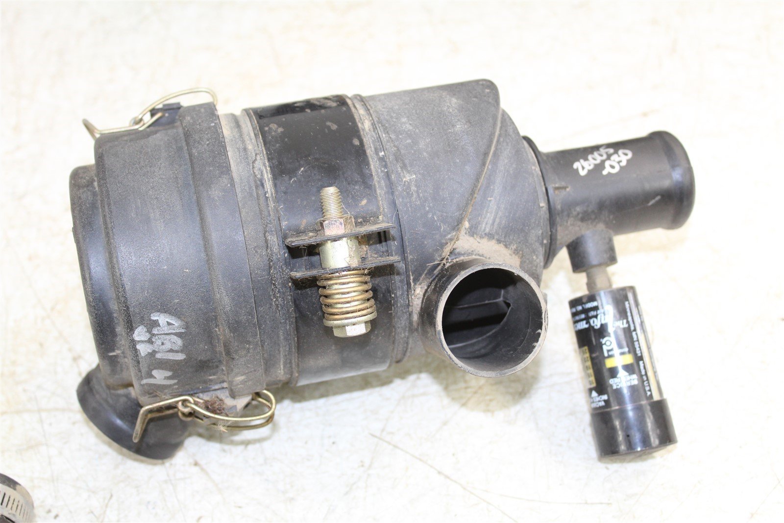 2002 Kawasaki Mule 2510 Diesel 4x4 Air Box Intake Housing Boot Filter Cage