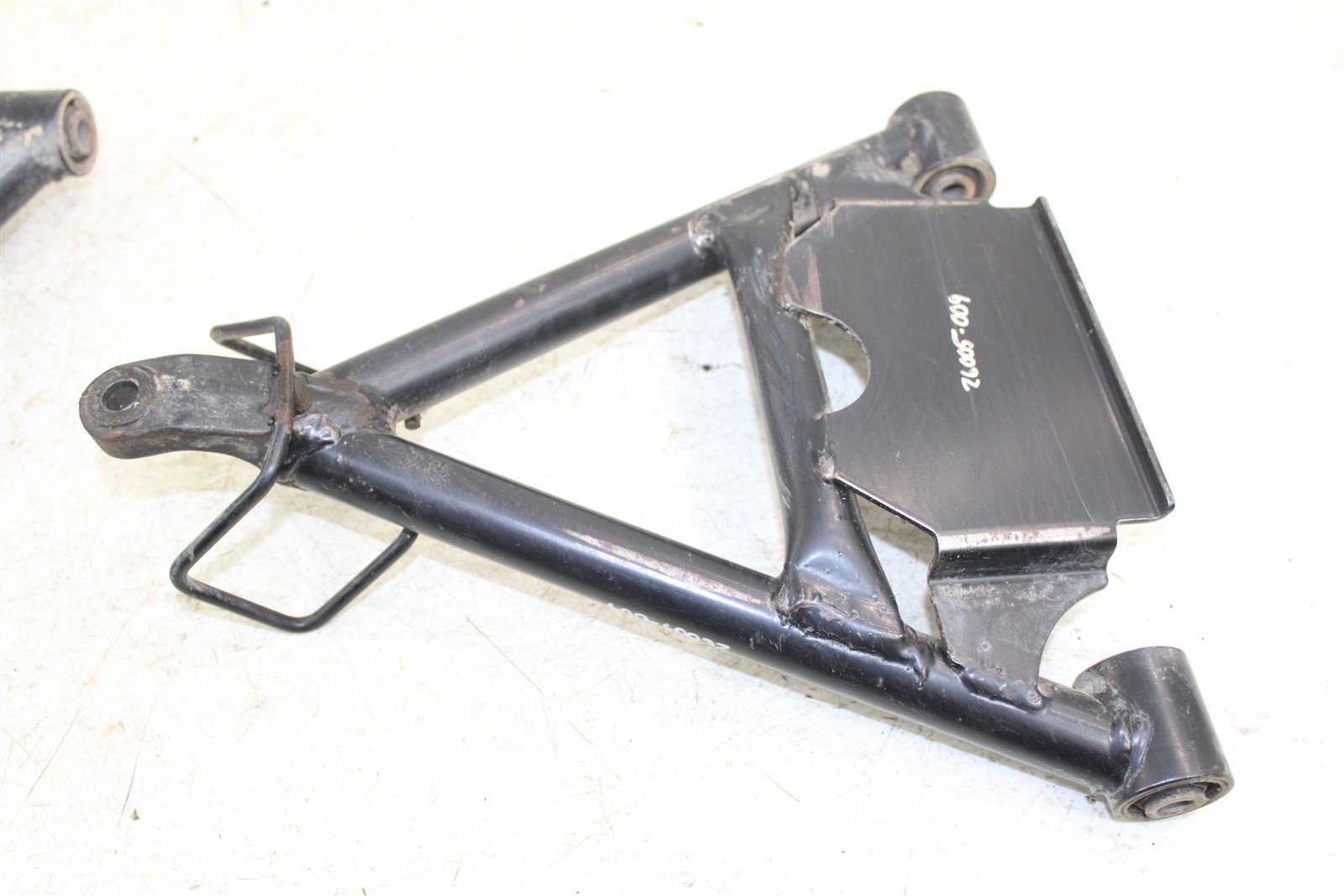 2002 Kawasaki Mule 2510 Diesel 4x4 Front Lower Control A Arms Left Right