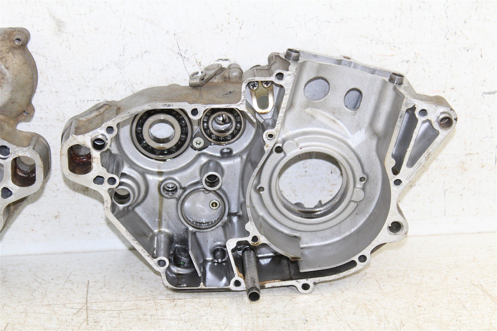 2007 Kawasaki KX 250F Engine Cases Crankcase Motor Left Right