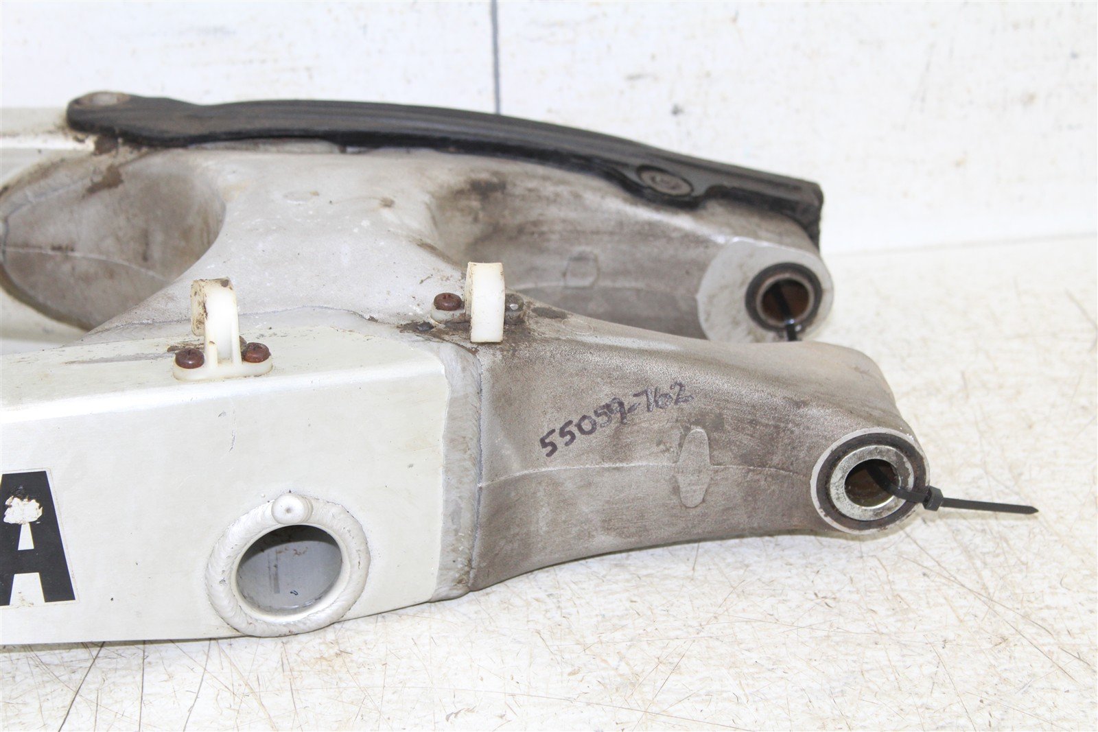 2004 Yamaha YZ 450F Swing Arm