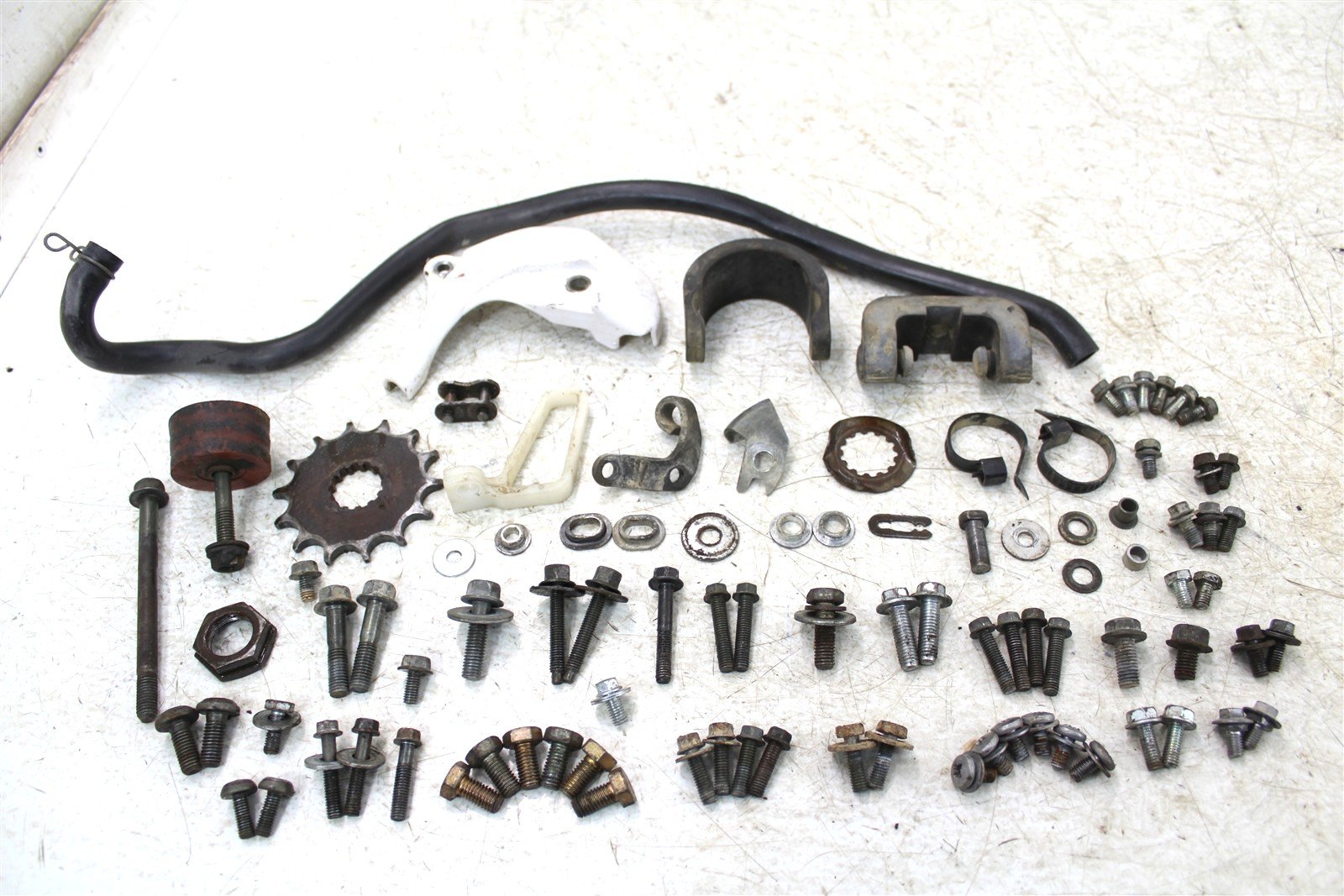 2004 Yamaha YZ 450F Chassis Bolt Kit Hardware Guard Bracket Sprocket Hose Nut