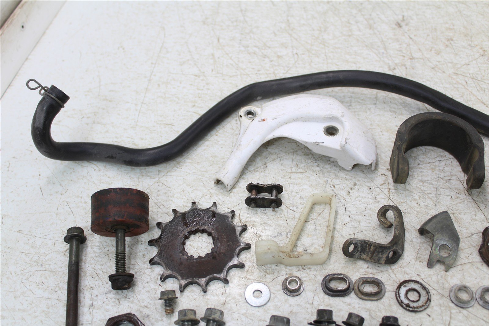 2004 Yamaha YZ 450F Chassis Bolt Kit Hardware Guard Bracket Sprocket Hose Nut