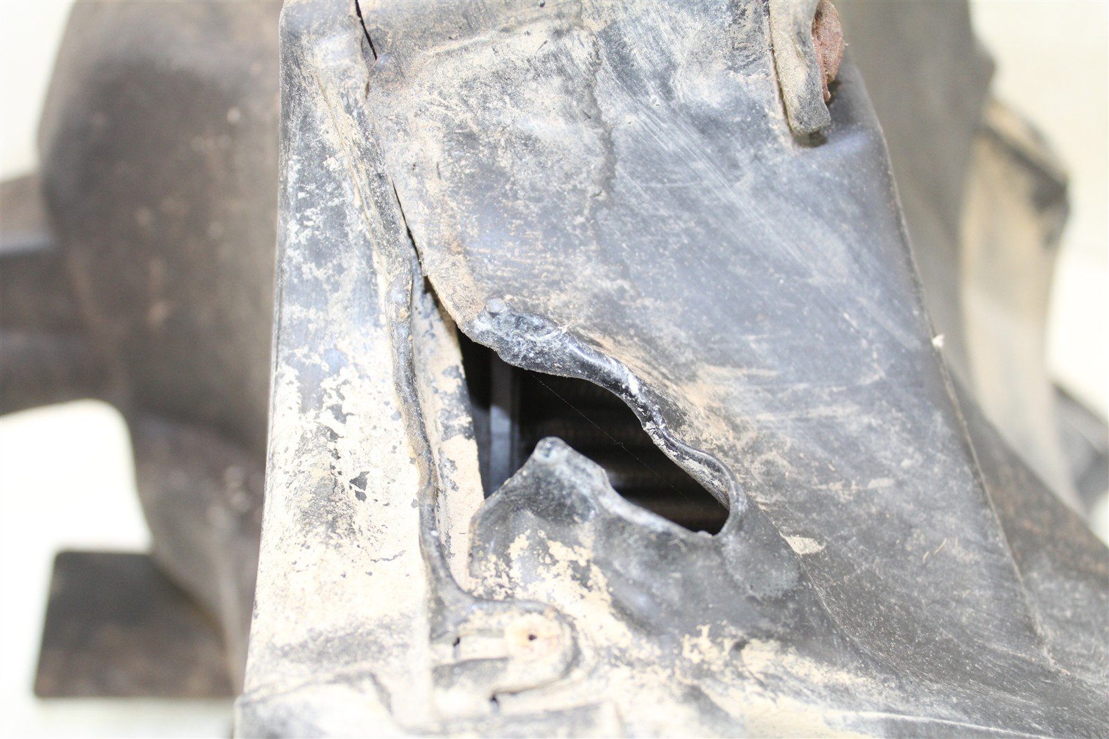 2004 Yamaha YZ 450F Air Box Intake Housing Boot Filter Cage