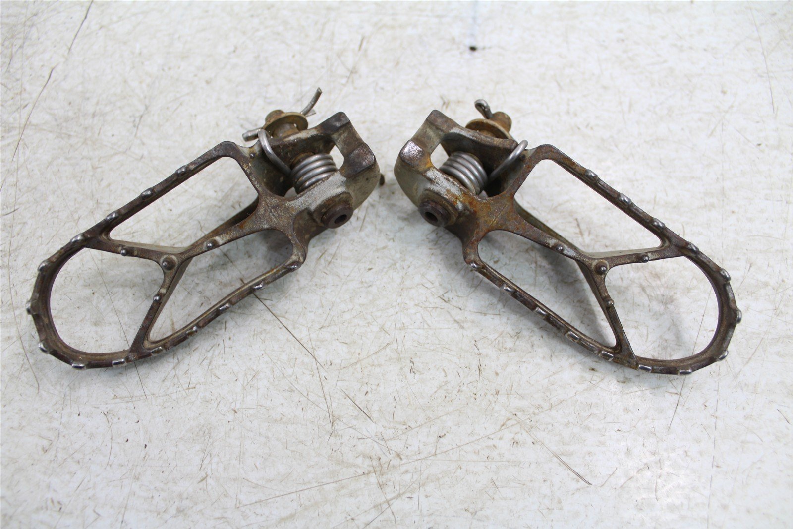 2022 KTM 250 SXF Foot Pegs Rests Set Left Right