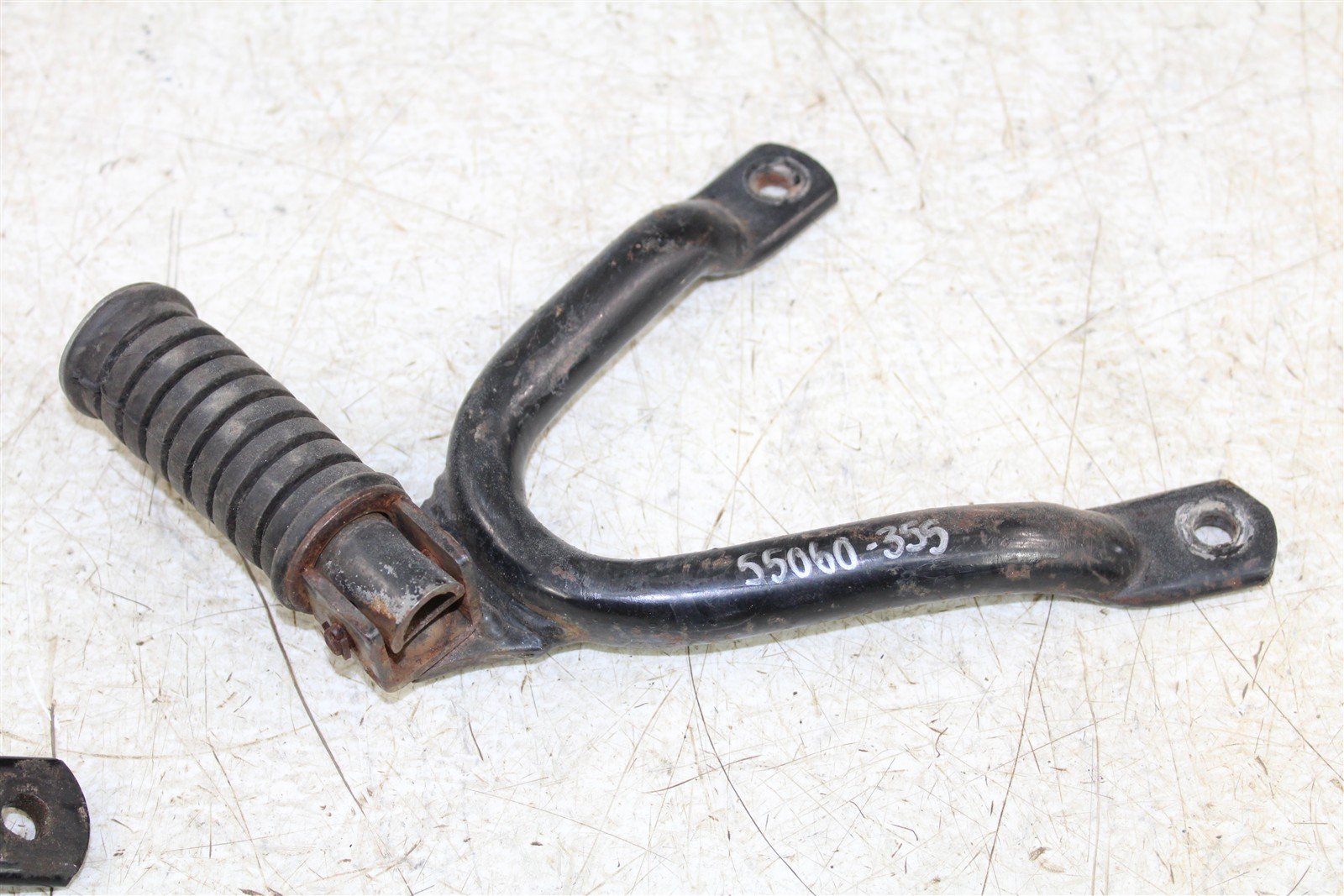 1989 Yamaha XT 600 Passenger Foot Pegs Rests Set Left Right