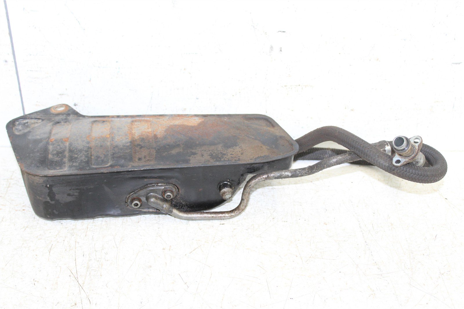 1989 Yamaha XT 600 Oil Tank w/ Return Lines