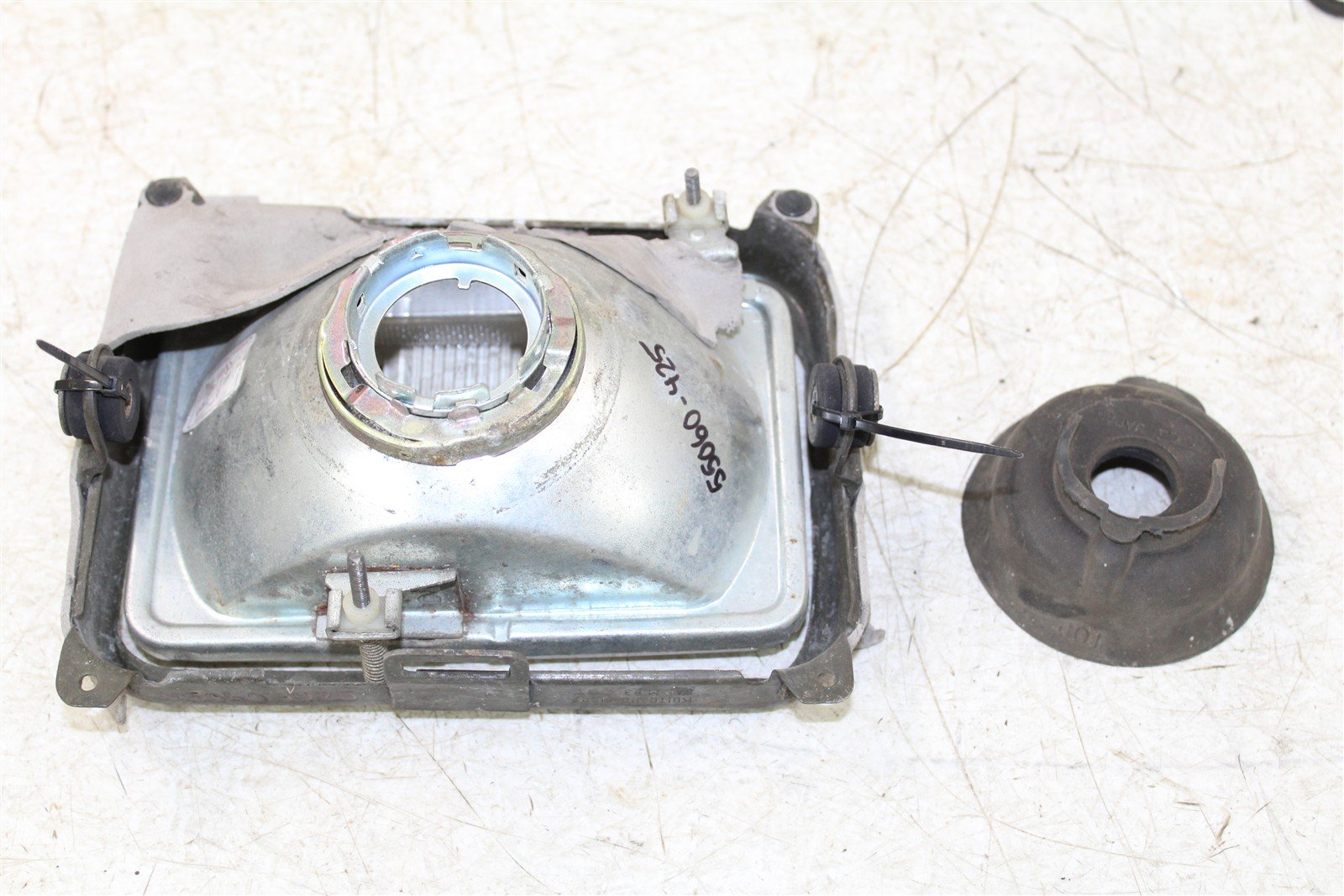 1989 Yamaha XT 600 Headlight Head Lamp Light
