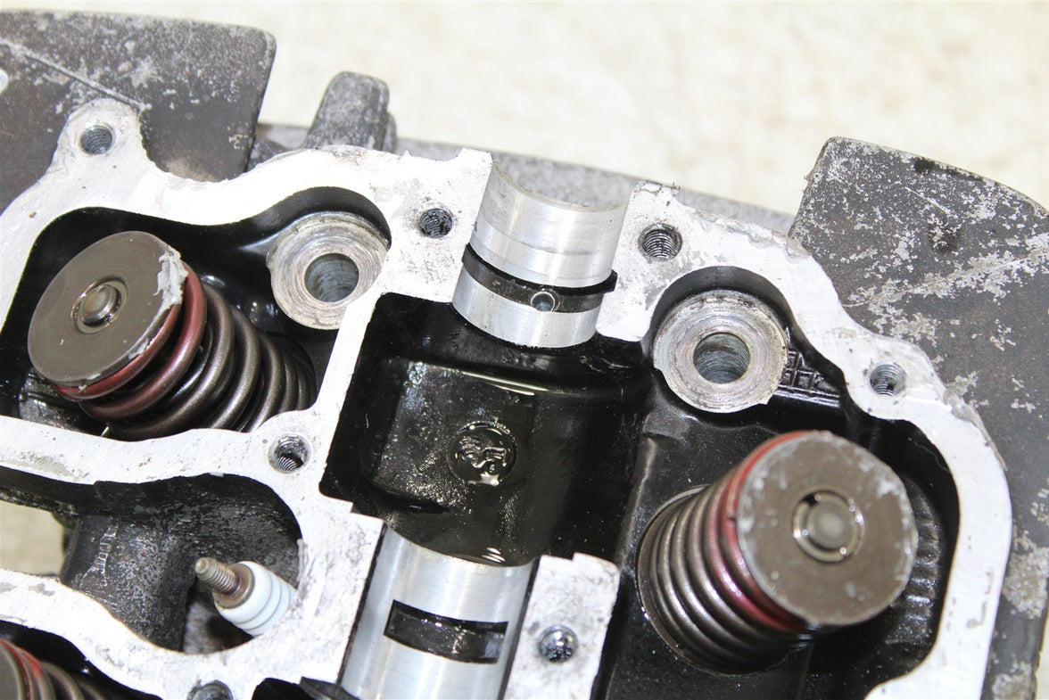 1989 Yamaha XT 600 Cylinder Head Valve Cover Rocker Arms